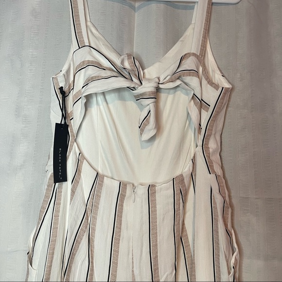 Women's Striped Jumpsuit - Picture 4 of 6